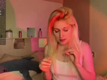 annabel_myr Image 13