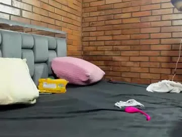 couple_gold69 Image 18