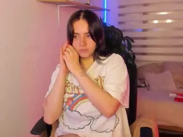 emily_lindey's Thumb Image