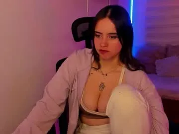 emily_lindey Image 4