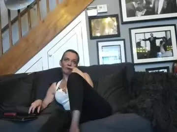 englishcouple81's Thumb Image