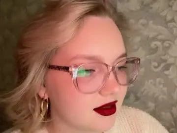 eva_kittenn Image 16