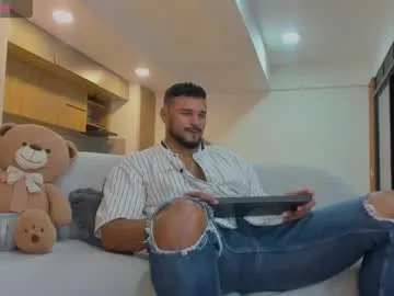 jackson_wayne__ Image 16