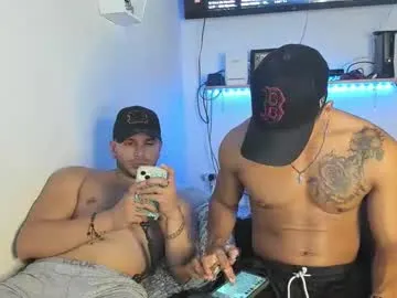 james_and_max Image 4