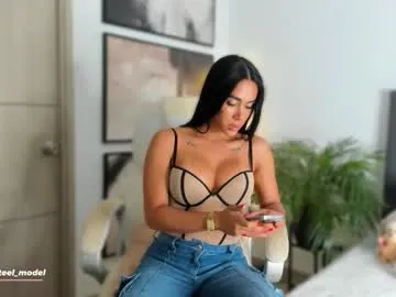 leyla_steel Image 18