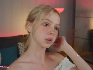 little_anitta Image 6