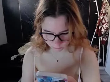 littleviki_ Image 16