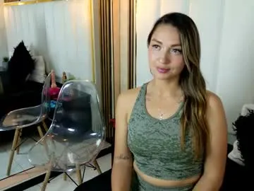 maiyajoness Image 16