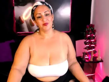 mature_bigtitx Image 13