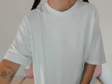 maya_and_guests Image 16