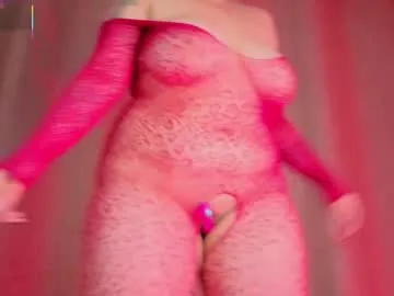 mia_bonneett Image 12