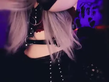 miladyjolie Image 11