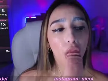 nicole_edwards Image 8