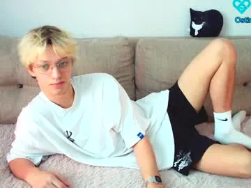 ostin_meoww's Thumb Image