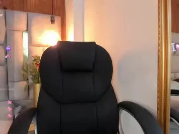 saori_newman Image 14