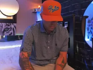 tommy_knuckles Image 12