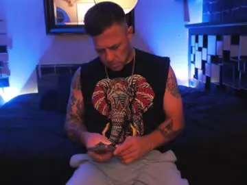 tommy_knuckles Image 6