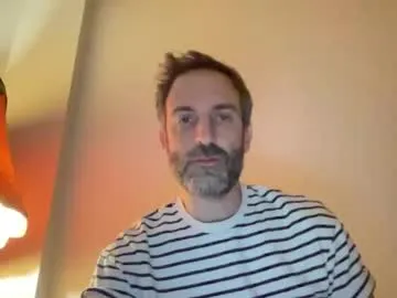 whiskylovexxx's Thumb Image