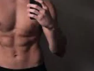 Jerryy1221's Thumb Image