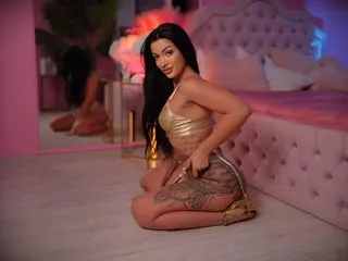 JuciyJulie's Thumb Image