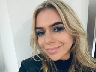 LunaVelvet22's Thumb Image