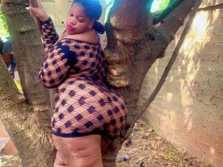 RoyalMassiveAss's Thumb Image